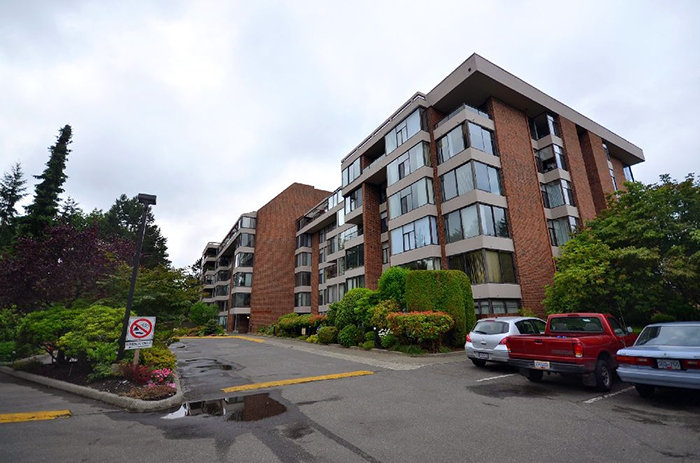 Arbutus Village