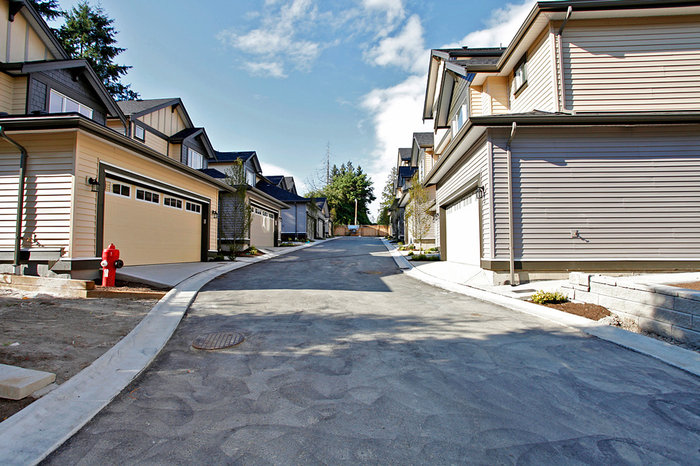 Photo 1 — click to view Summerhill photo 1