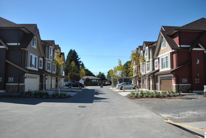 Photo 1 — click to view Palisade Place photo 1