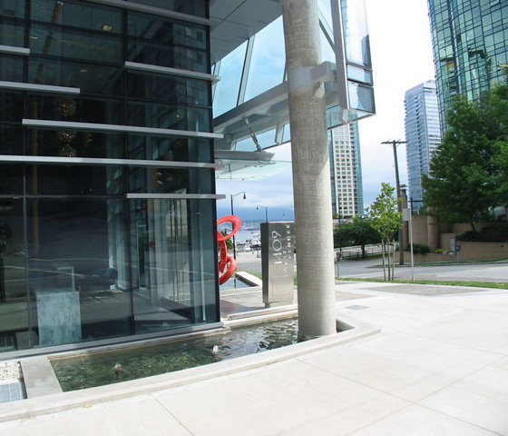 West Pender Place photo 4
