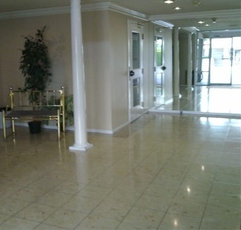 Carmel Pointe photo 3