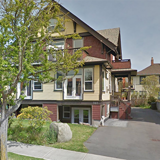 707 Linden photo 3