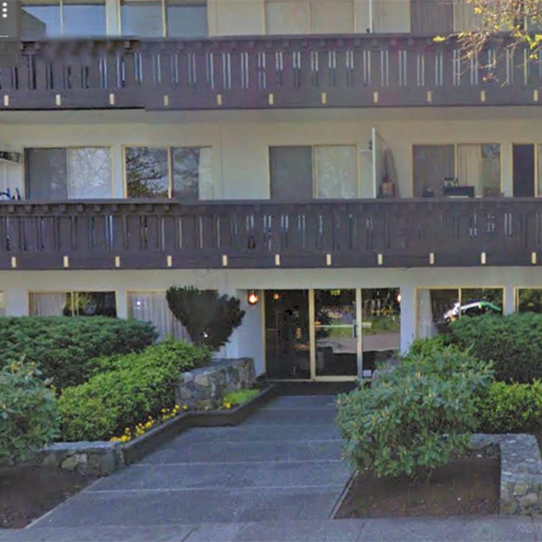 Photo 2 — click to view Edgemount Villa photo 2