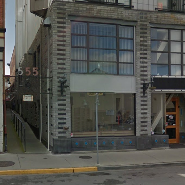 555 Chatham photo 2