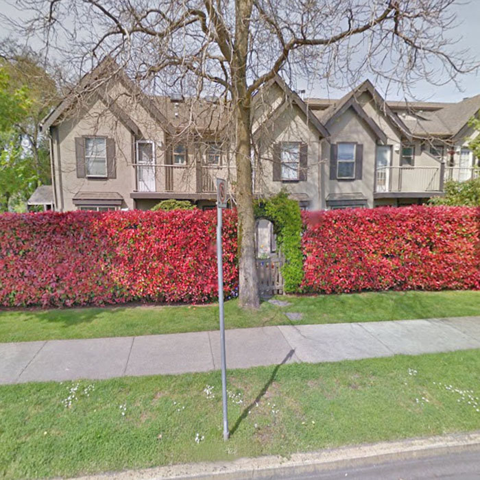 Photo 1 — click to view 1010 Pembroke photo 1