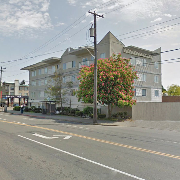 1025 Hillside photo 4