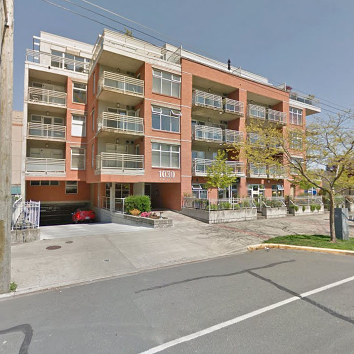 1030 Yates photo 3