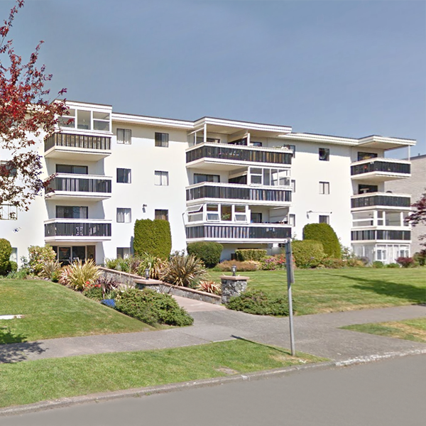 Bramlea Court photo 3