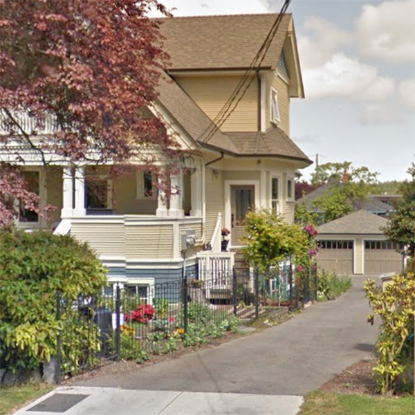 1110 Pembroke photo 3