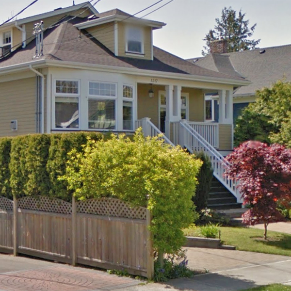 1217 Mckenzie photo 2