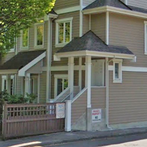 Photo 2 — click to view 1043 Caledonia photo 2