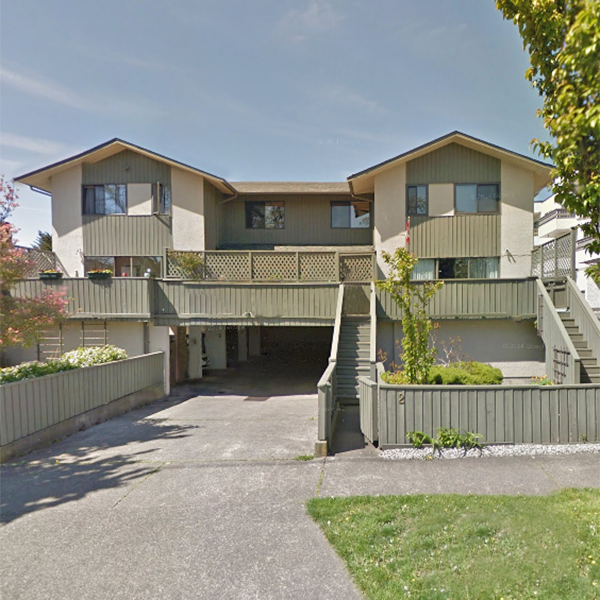 1070 Chamberlain photo 4