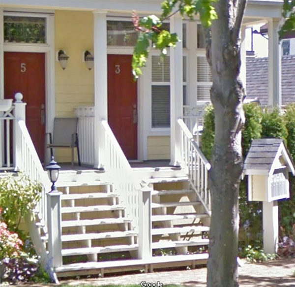 1813 Chestnut