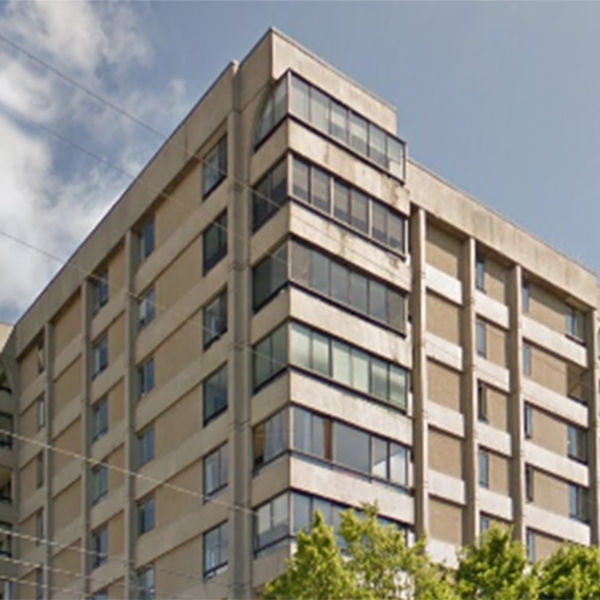 Photo 3 — click to view Sutton Place West photo 3