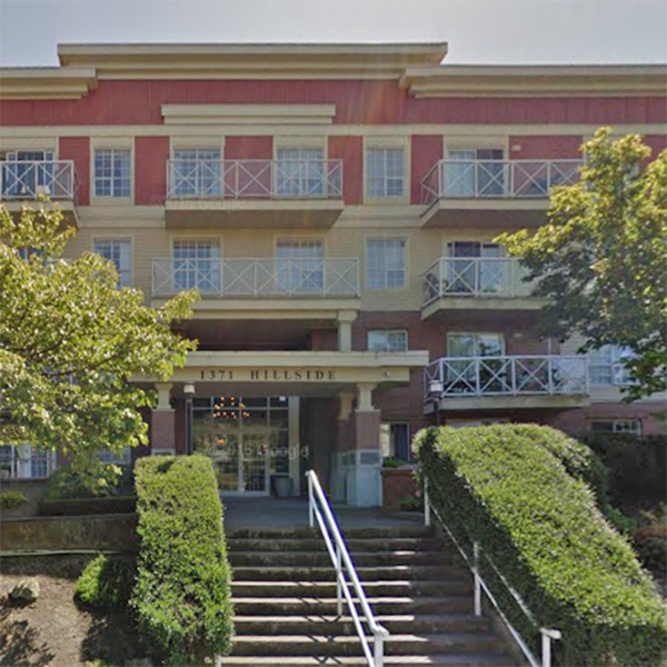 Photo 2 — click to view Sterling Court photo 2