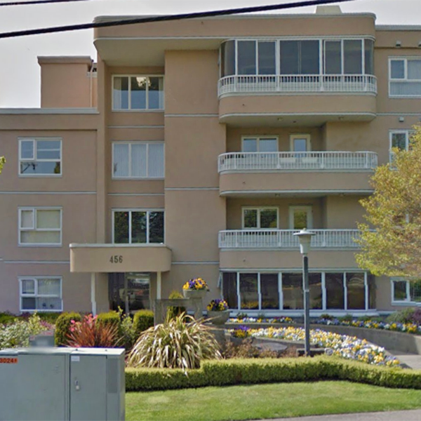 Linden Terrace photo 2