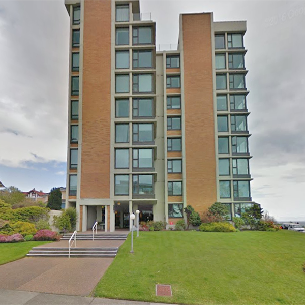 Dallas Place photo 4