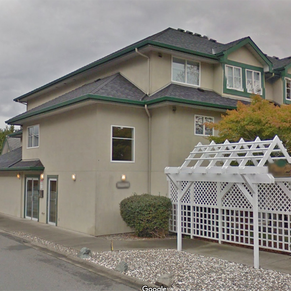 Photo 2 — click to view Bayside Court photo 2