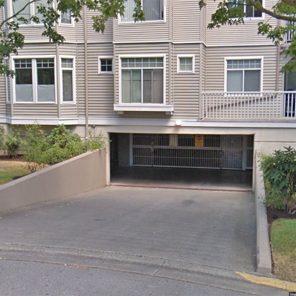 Bayberry Lane photo 2