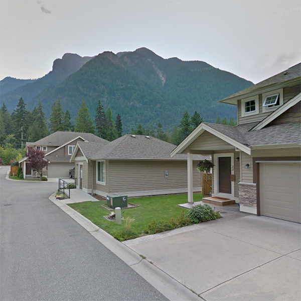 Photo 3 — click to view Riverwynd Estates photo 3