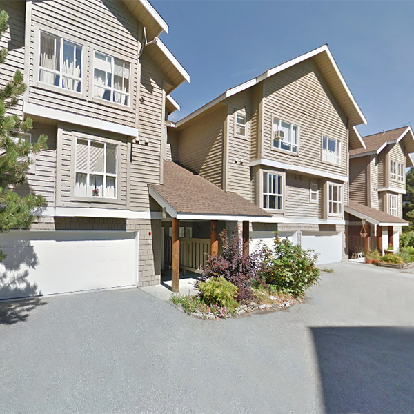 Creekside Village photo 4