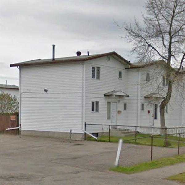 Photo 3 — click to view Grevman Court photo 3