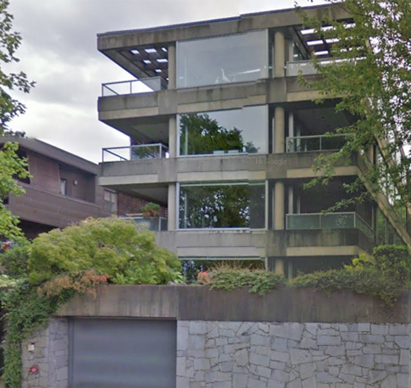 2498 Point Grey