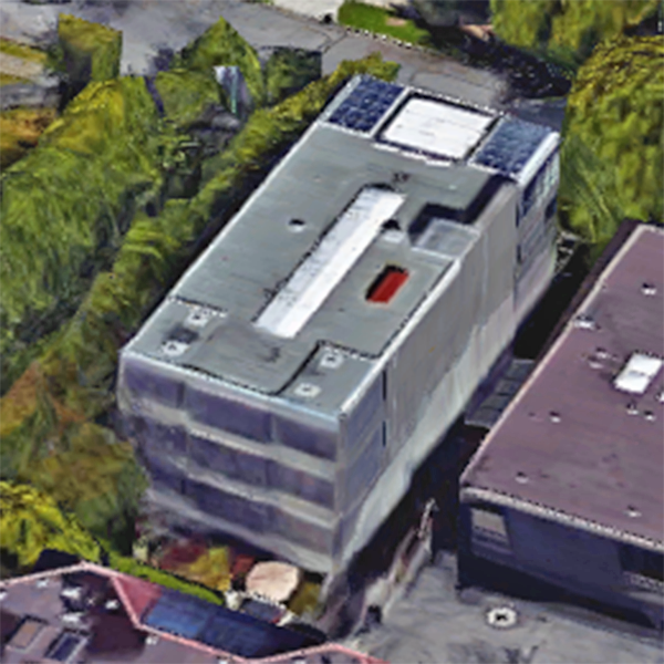 2498 Point Grey photo 4