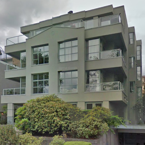 2446 Point Grey photo 3