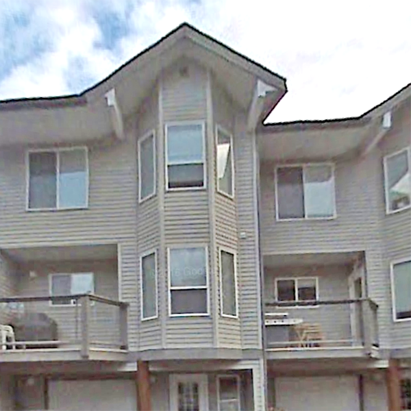 Photo 1 — click to view Cottonwood Court photo 1