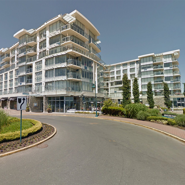 Photo 3 — click to view The Residences At The Pier photo 3