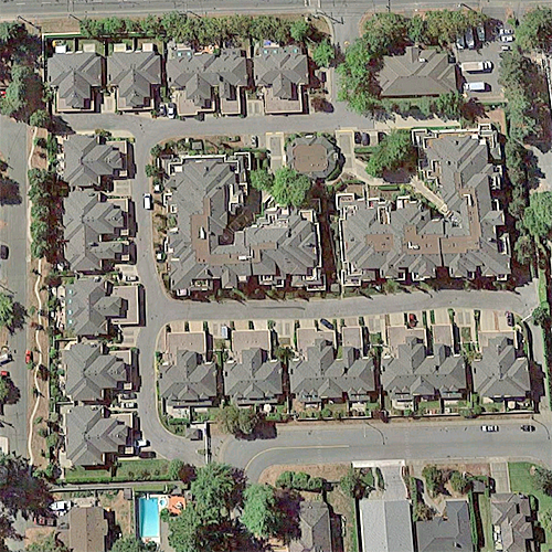Photo 2 — click to view Royal Oaks photo 2