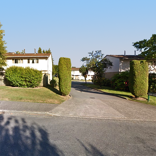 Photo 3 — click to view Champlain Villa photo 3