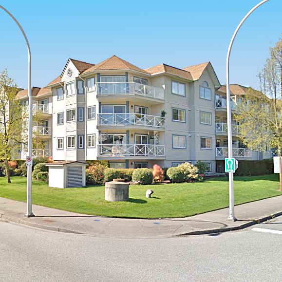 Surrey Town Manor photo 4