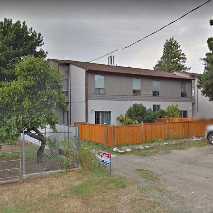 Photo 2 — click to view 615 Douglas photo 2