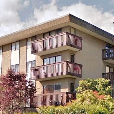 Photo 2 — click to view Excelsior House photo 2