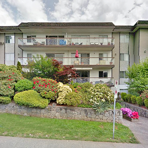 Photo 3 — click to view Kingsview Manor photo 3