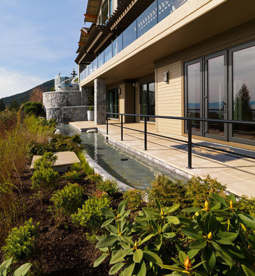 Photo 3 — click to view Highgrove photo 3