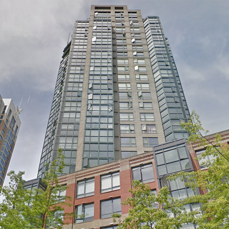 Photo 3 — click to view Parkview Tower photo 3