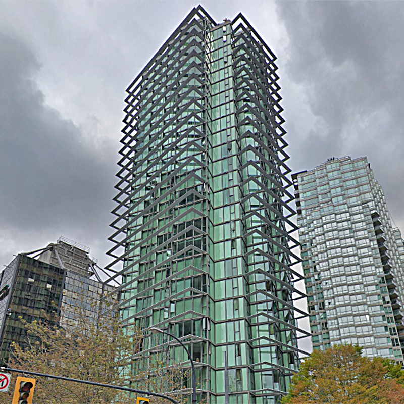 Photo 3 — click to view Westcoast Pointe photo 3