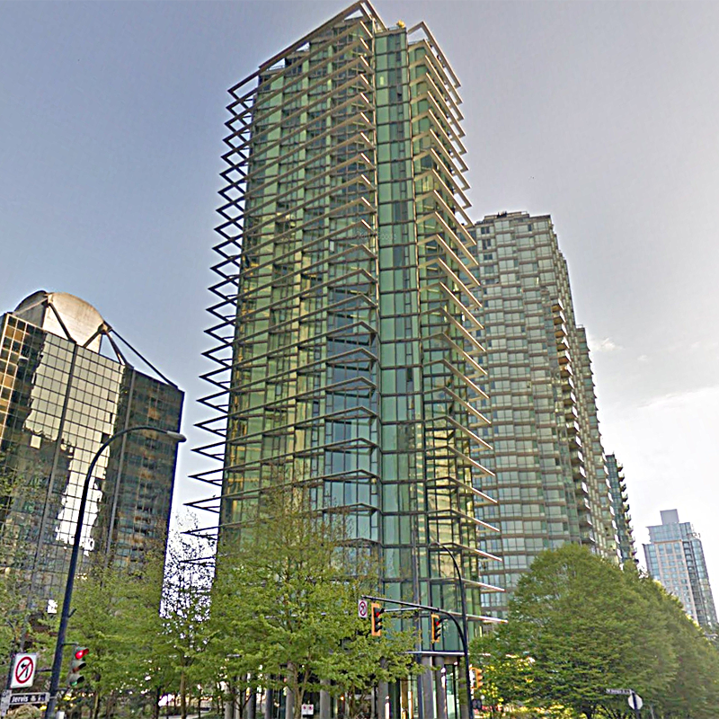 Photo 2 — click to view Westcoast Pointe photo 2