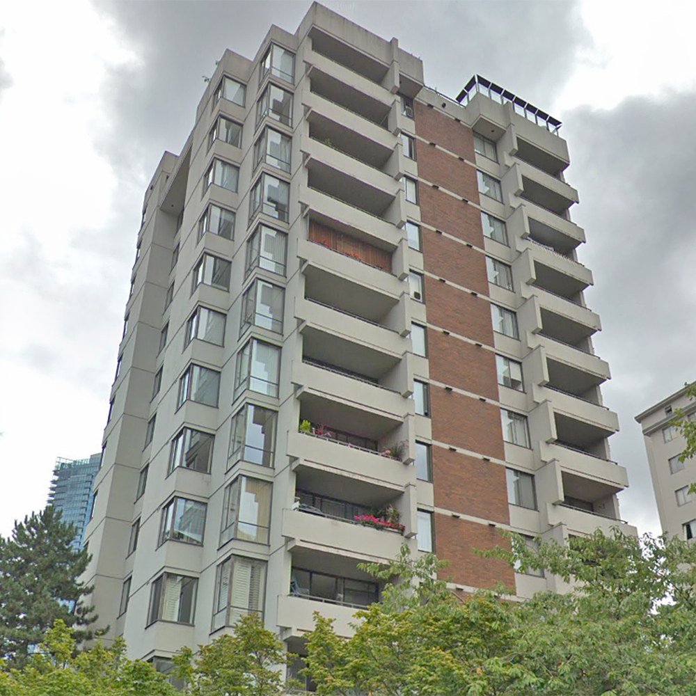 Photo 2 — click to view Barclay Court photo 2