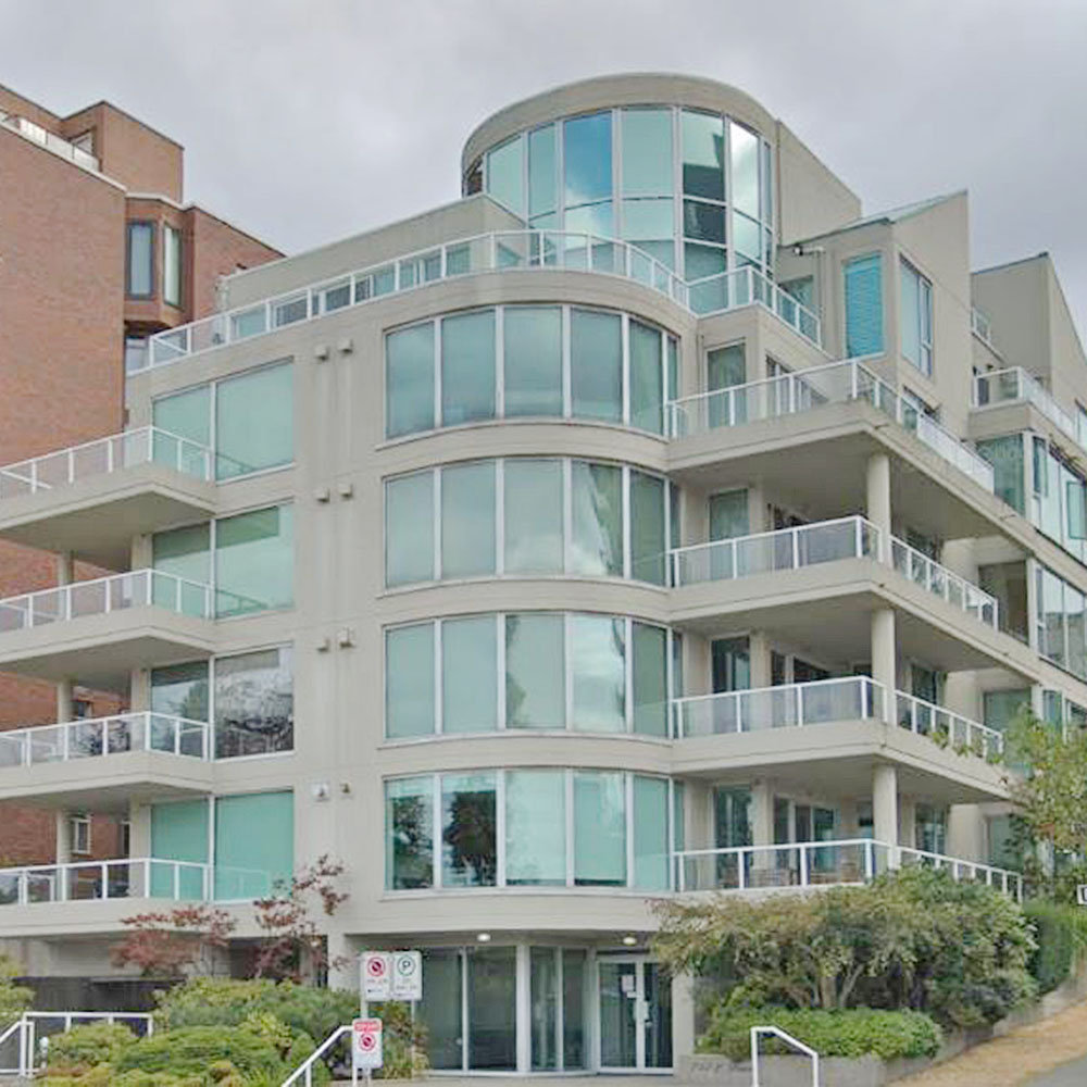 1403 Beach photo 4