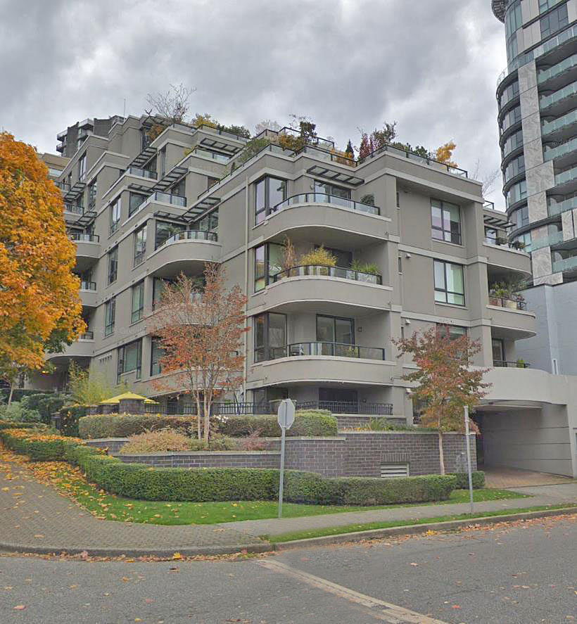 1330 Jervis photo 2