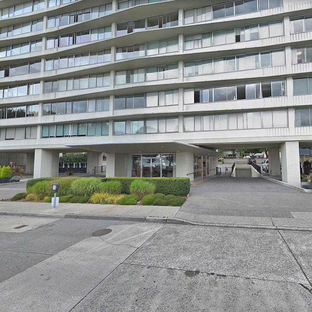 Ocean Towers photo 2
