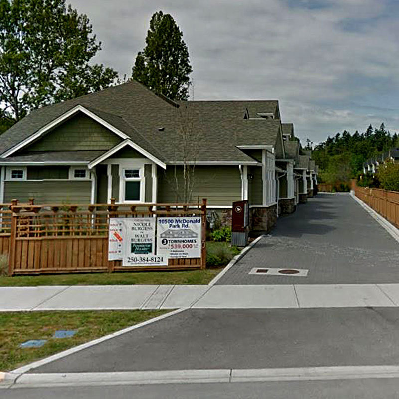Photo 2 — click to view 10500 Mcdonald Park Rd photo 2
