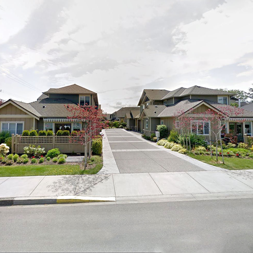 2449 Malaview photo 2