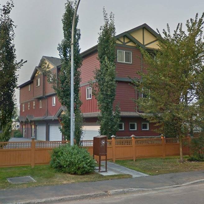 Photo 2 — click to view Cresent Townhomes photo 2