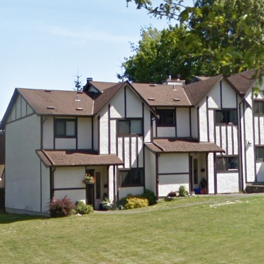 Parkwood Village photo 2