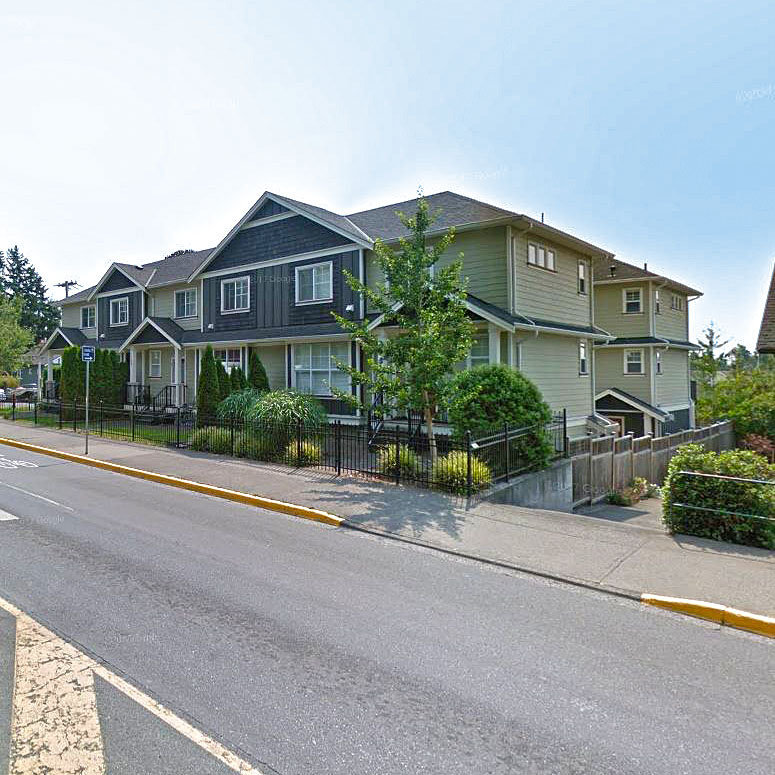 1105 Esquimalt photo 3